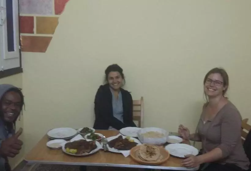 تختخواب و صبحانه King Nubian Guest House