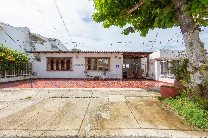 هتل Ayenda Casa Cano 1805