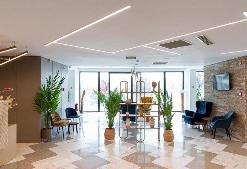 هتل Clas Mamaia Nord