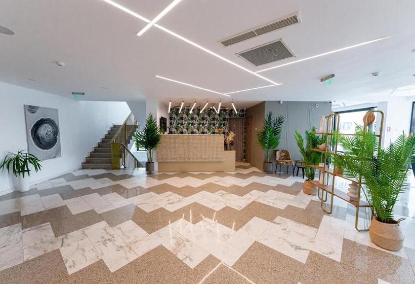 هتل Clas Mamaia Nord