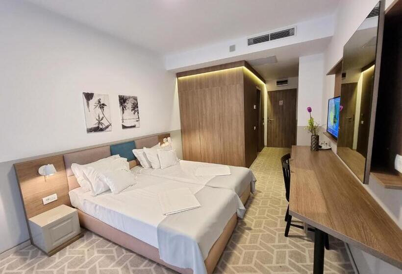 هتل Clas Mamaia Nord