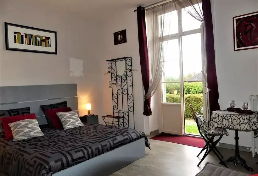 ペンション Chambres D'hotes Du Haut Anjou