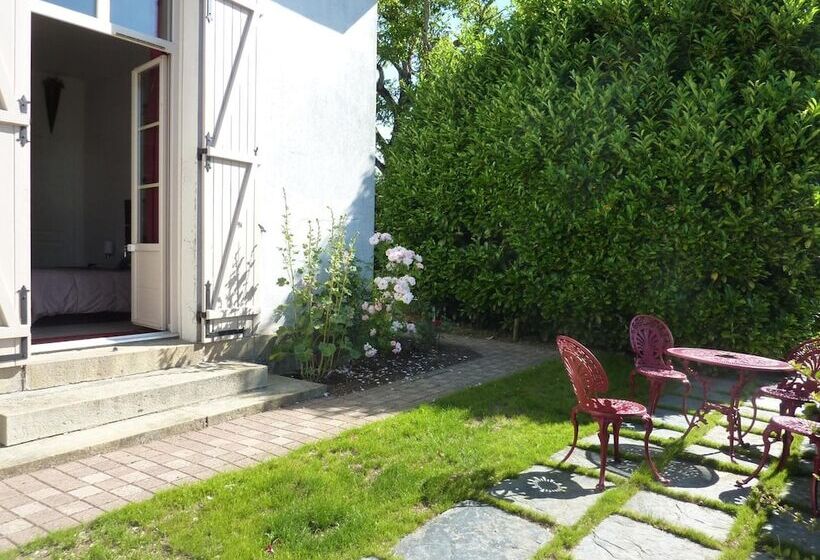 펜션 Chambres D'hotes Du Haut Anjou