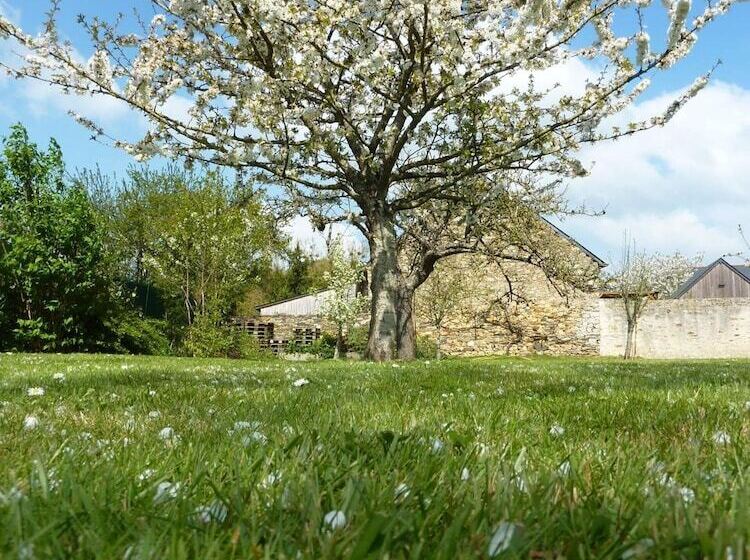 펜션 Chambres D'hotes Du Haut Anjou