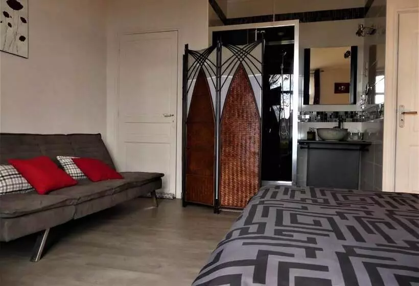 ペンション Chambres D'hotes Du Haut Anjou