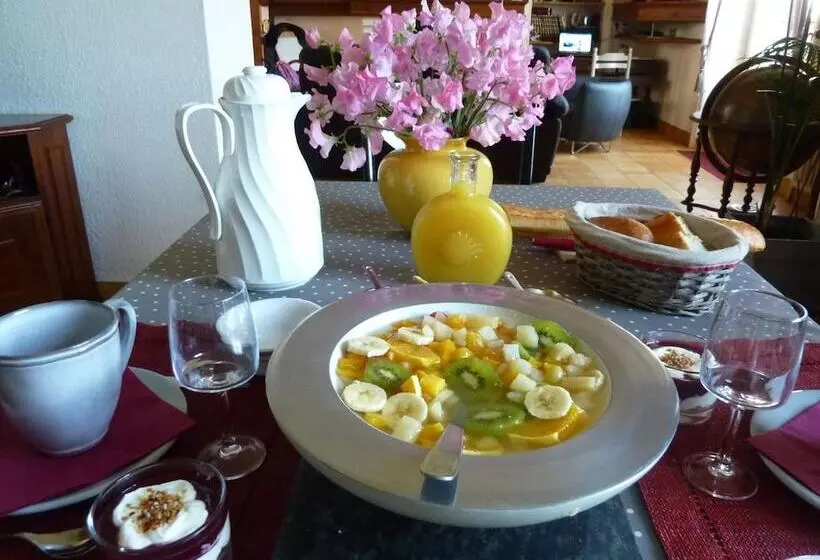 ペンション Chambres D'hotes Du Haut Anjou