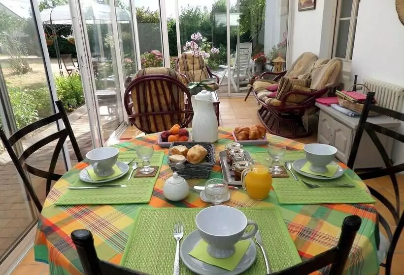 ペンション Chambres D'hotes Du Haut Anjou