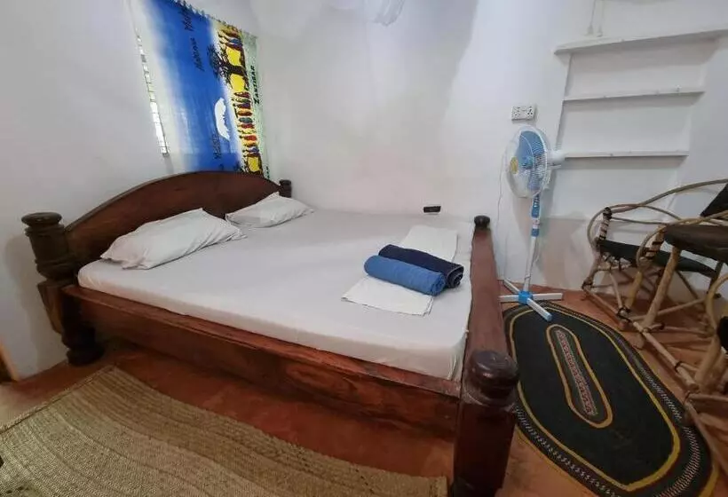 Majatalo Sunny House Paje