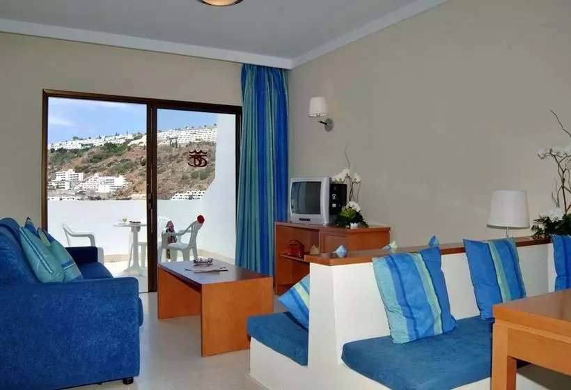 Tc Apartamentos Tamanaco