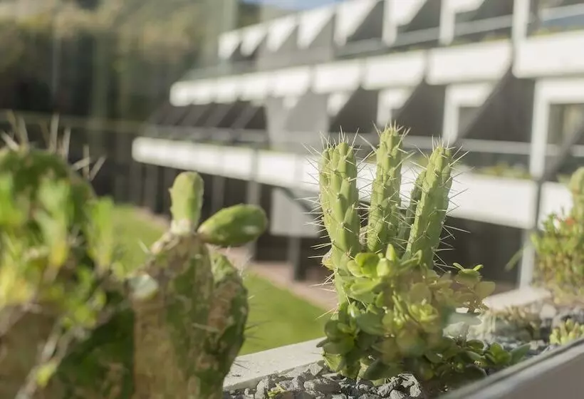 Caloura Hotel Resort