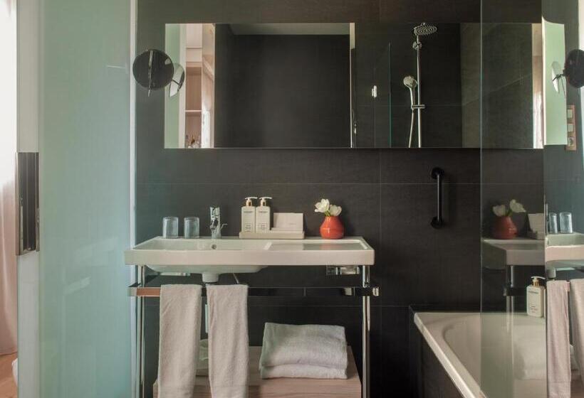 Grand Hotel Central, Small Luxury Hotels