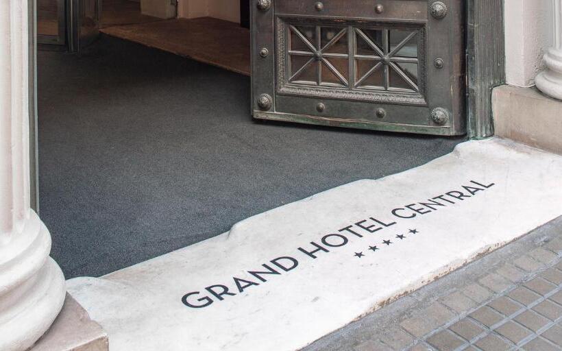 Grand Hotel Central, Small Luxury Hotels