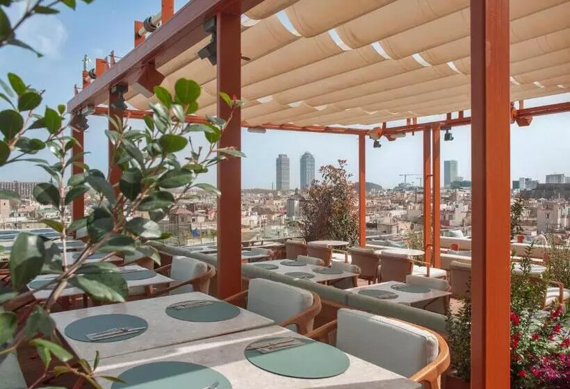 Grand Hotel Central, Small Luxury Hotels