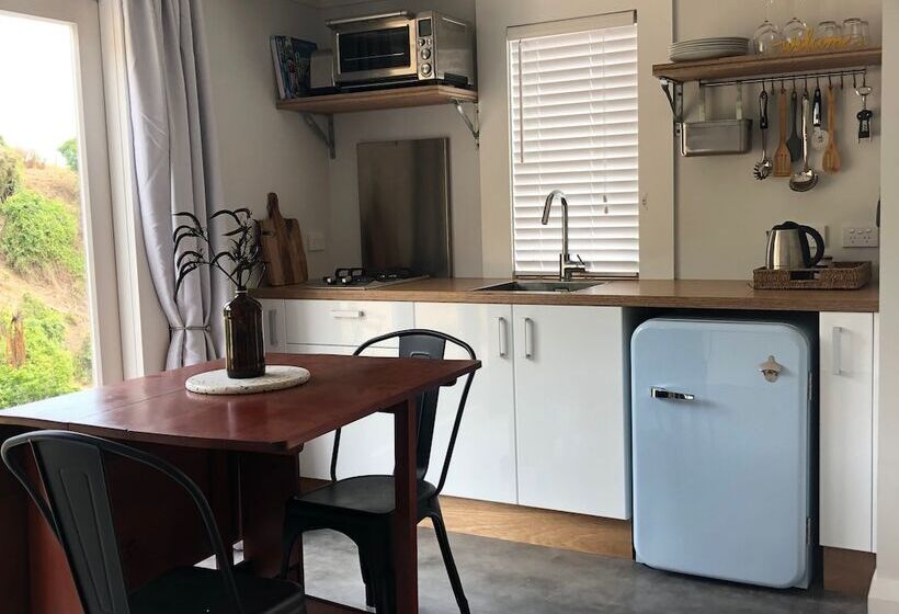 בית מלון כפרי The Pear Orchard Lodge