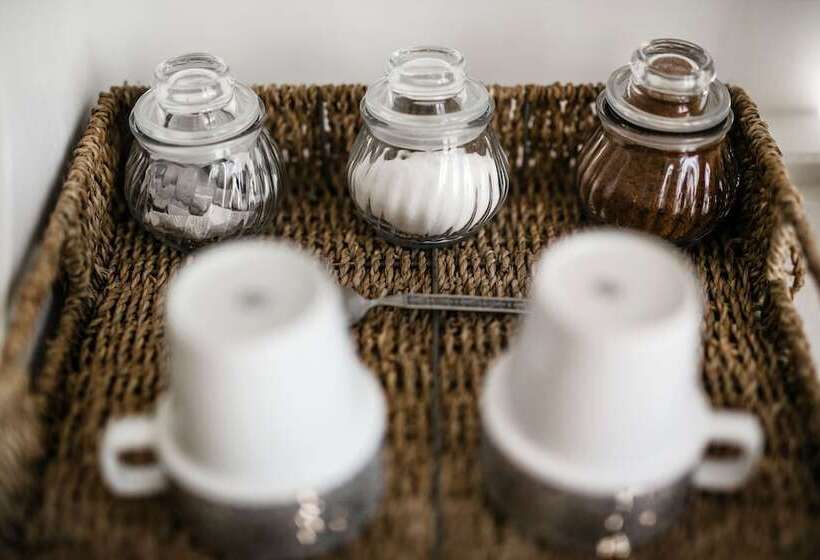 בית מלון כפרי The Pear Orchard Lodge