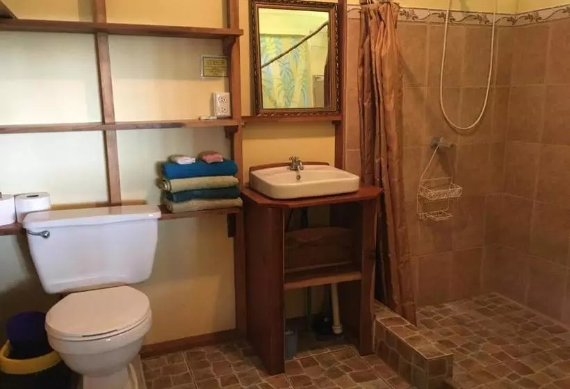 Majatalo Cabinas Los Cocos