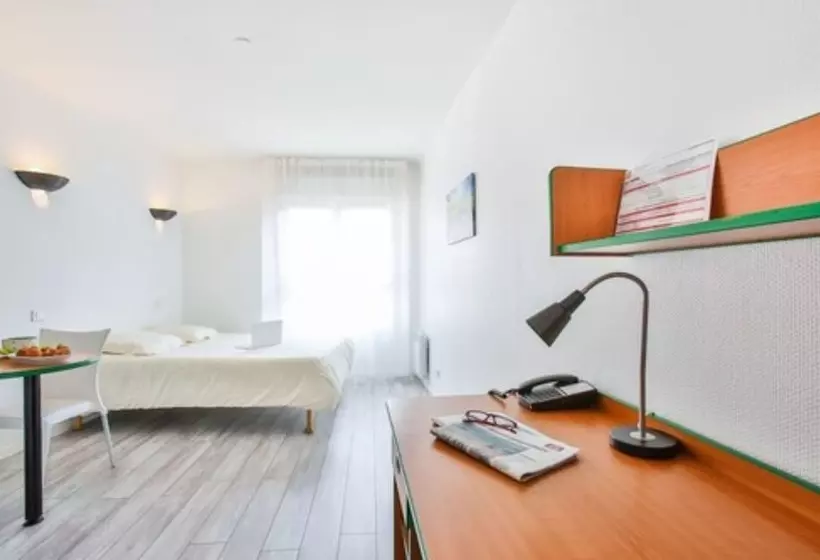 Hôtel Et Résidence Les Lauréades Clermont Ferrand Centre Jaude