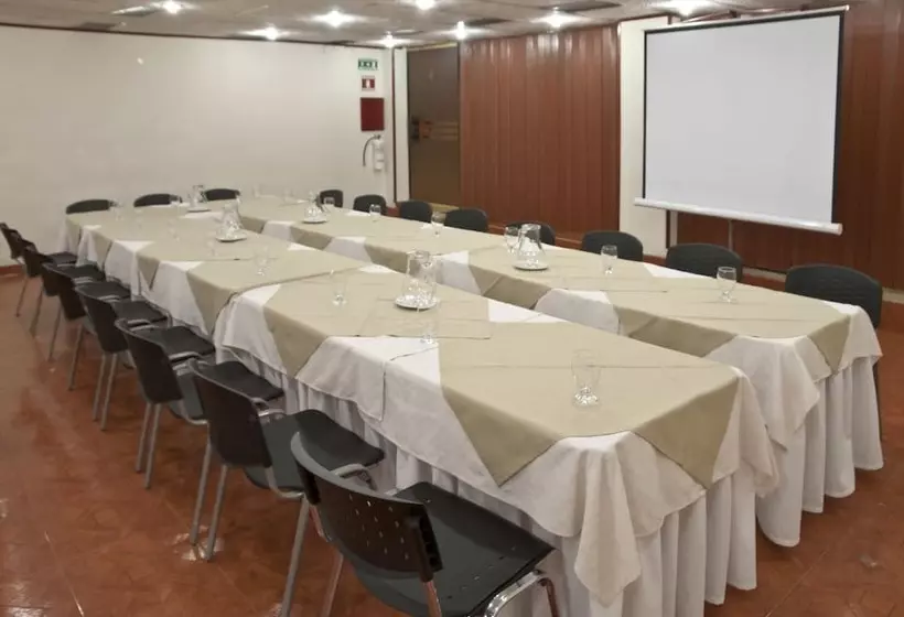 هتل Centro Internacional