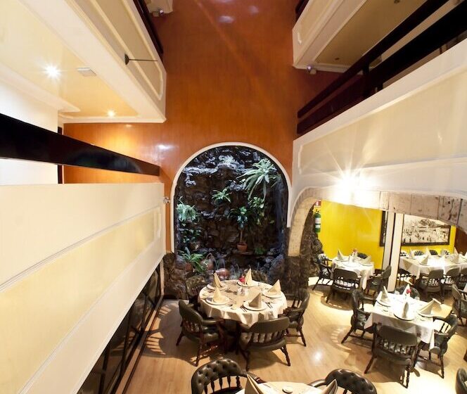 هتل Centro Internacional