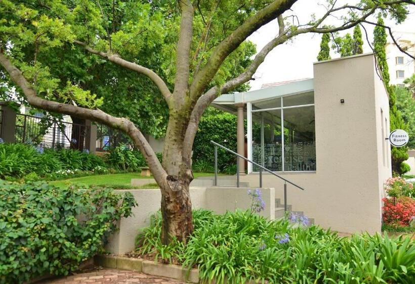 Courtyard Hotel Sandton