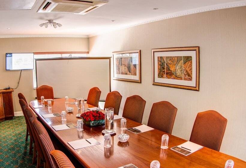 Courtyard Hotel Sandton