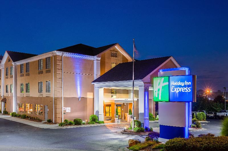 فندق Holiday Inn Exp Winston Salem By Ihg