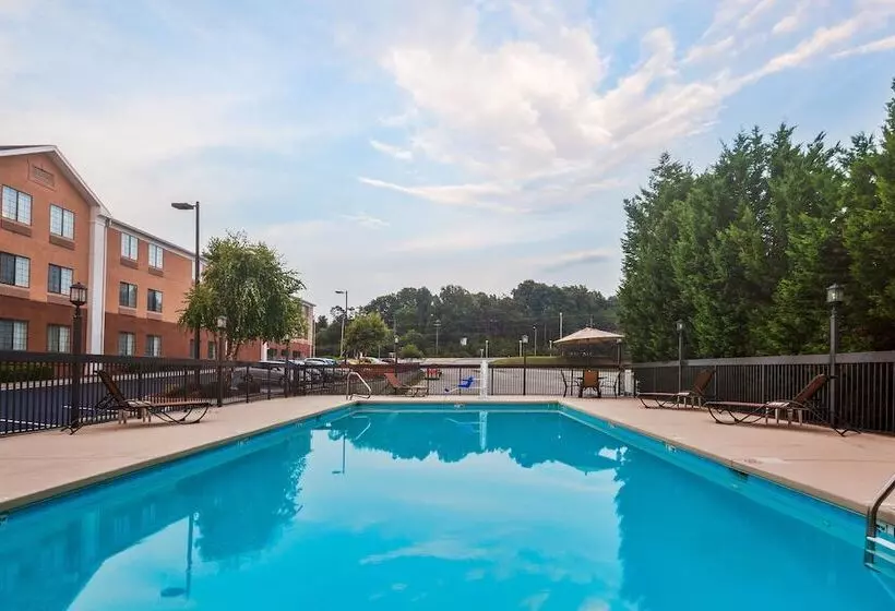 هتل Holiday Inn Exp Winston Salem By Ihg