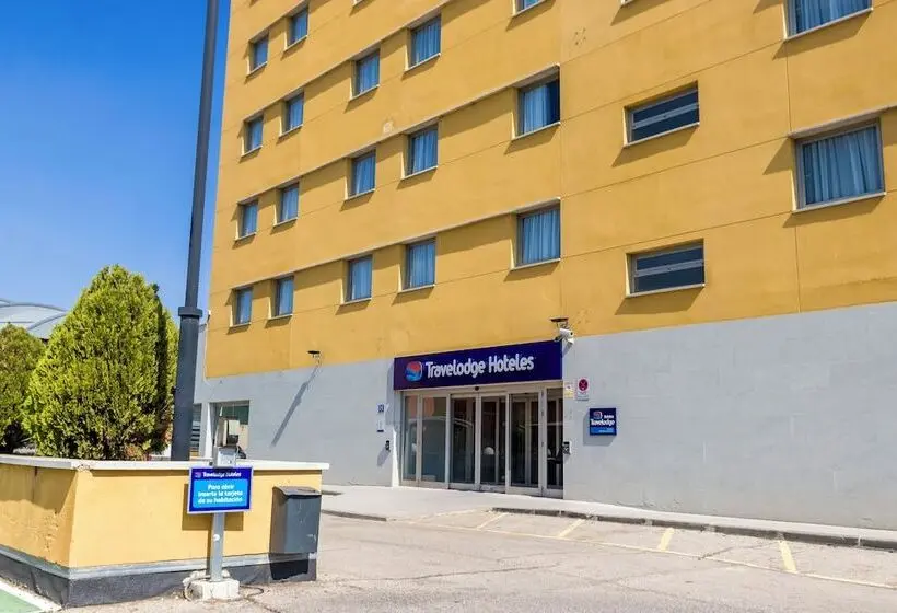 هتل Travelodge Madrid Alcalá de Henares