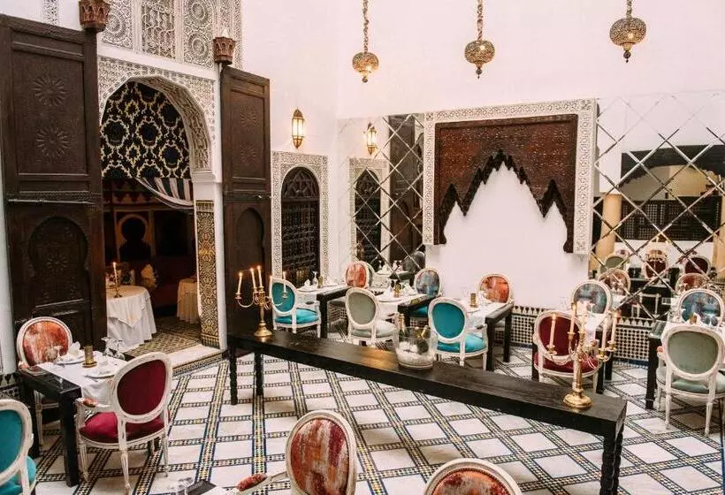 Riad Maison Bleue And Spa