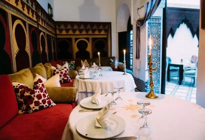 Riad Maison Bleue And Spa