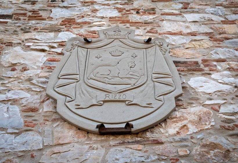 تختخواب و صبحانه Castello Dei Templari