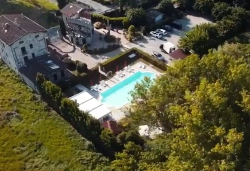 تختخواب و صبحانه Castello Dei Templari