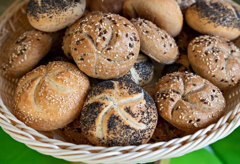 تختخواب و صبحانه Castello Dei Templari