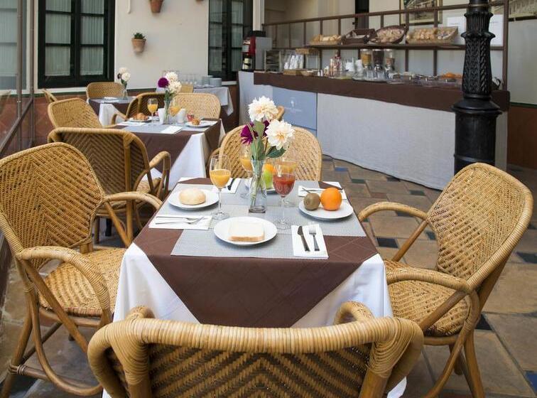 Corral De Los Chicharos