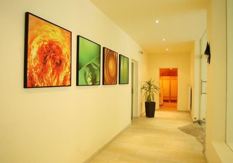 فندق Astoria & Pension Tirol