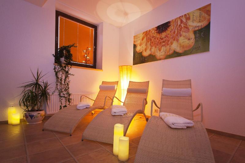 فندق Astoria & Pension Tirol