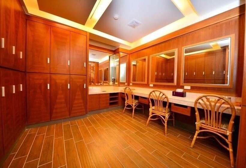 هتل Dongpo Ti Lun