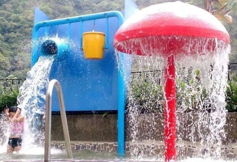 هتل Dongpo Ti Lun