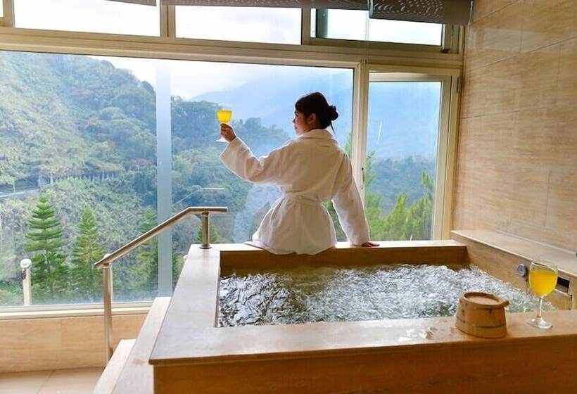 هتل Dongpo Ti Lun