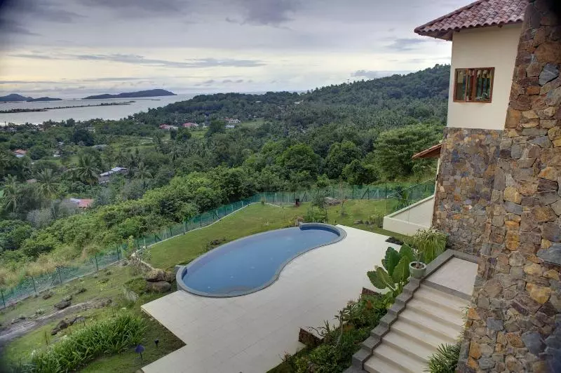 ホテル Peace Haven