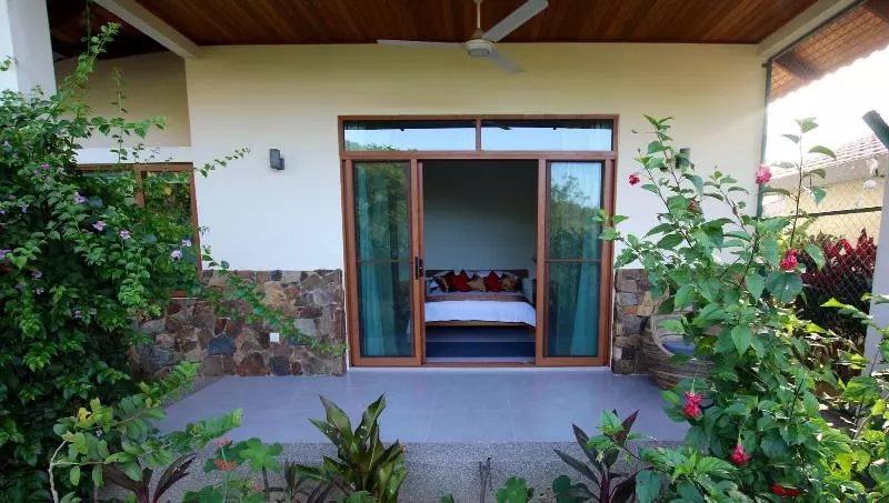 ホテル Peace Haven