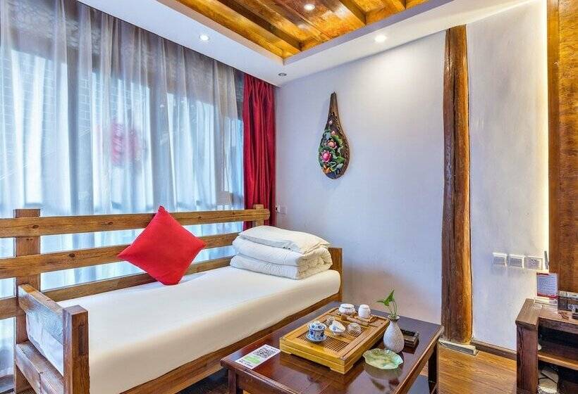 פנסיון Lijiang Happy Yufu Inn