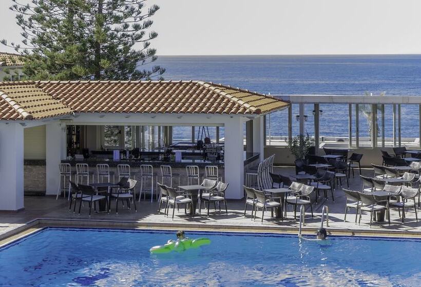 Castello Village Resort