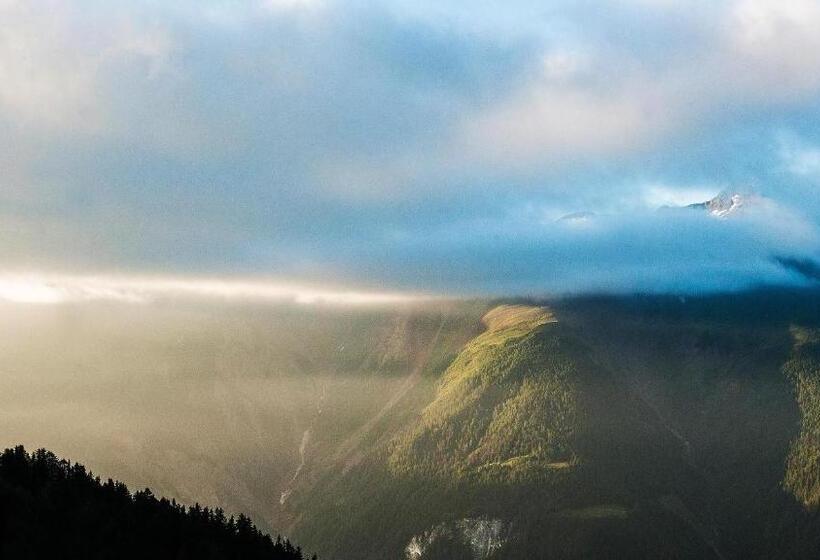 Отель Alpfrieden