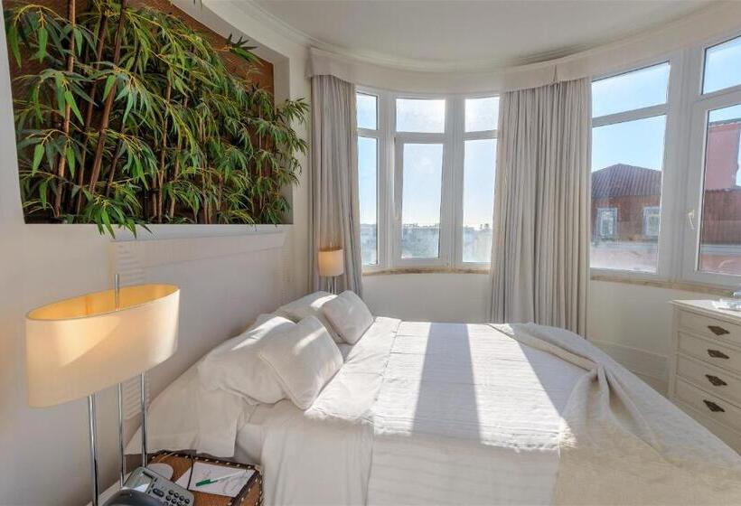 هتل Amazonia Estoril