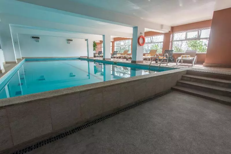 Отель Amazonia Jamor