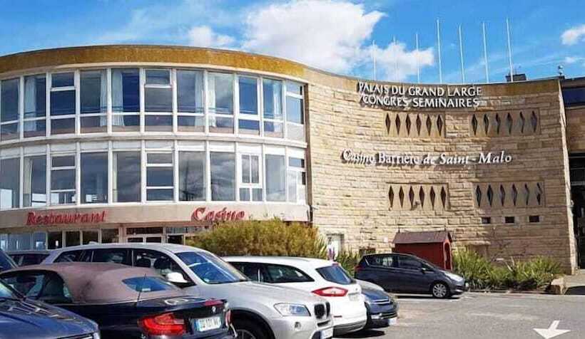 בית מלון כפרי Hôtel Anne De Bretagne   Réouverture 2024 Après Travaux