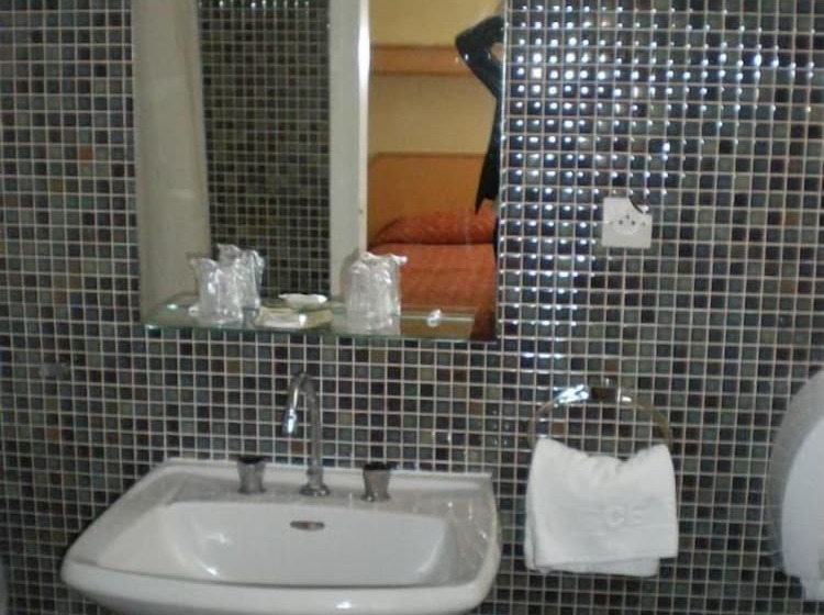 בית מלון כפרי Hôtel Anne De Bretagne   Réouverture 2024 Après Travaux