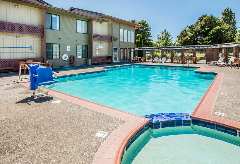 בית מלון כפרי Comfort Inn Conference Center Hillsboro