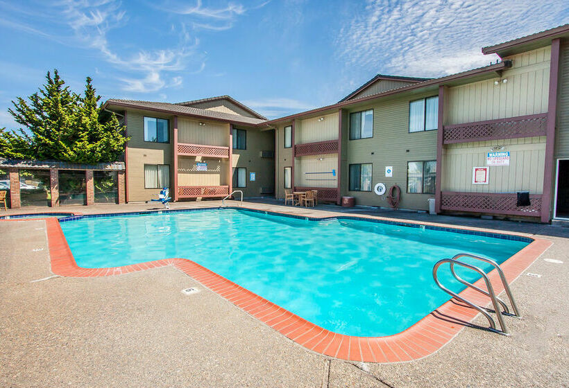 בית מלון כפרי Comfort Inn Conference Center Hillsboro